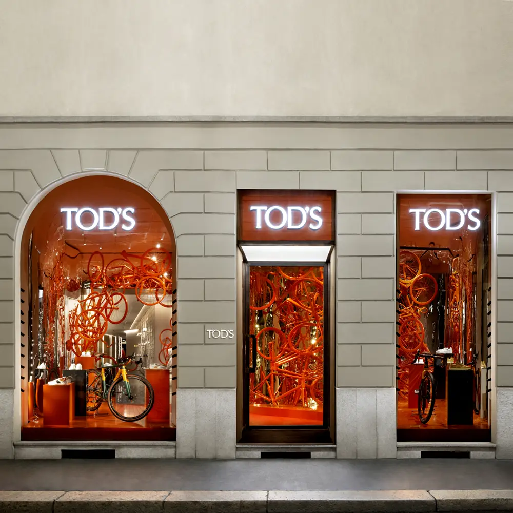 Storefront Window Dressing The right materials to set up eye-catching shop windows